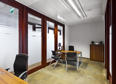  Coworking do wynajęcia w Warszawa Śródmieście