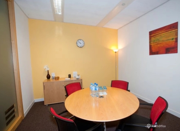 Przestrzeń coworkingową do wynajęcia w Warszawa Śródmieście