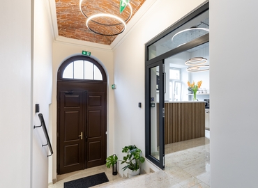 Office Jana Zamoyskiego 24 30-523 Krakow Podgórze