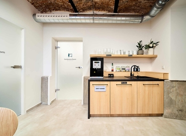 Office Jana Zamoyskiego 24 30-523 Krakow Podgórze