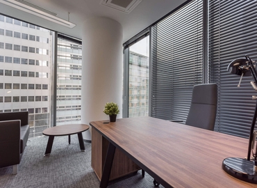 50 m² Business park in Warszawa Śródmieście, Aleja Jana Pawła II 22 (00-133) - 2 | MatchOffice.com