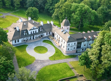 216 m² Conference hall in Krośnieński, Dworska 52 (38-420) - 5 | MatchOffice.com