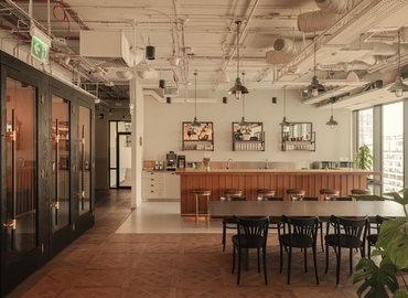  Coworking do wynajęcia w Warszawa Śródmieście