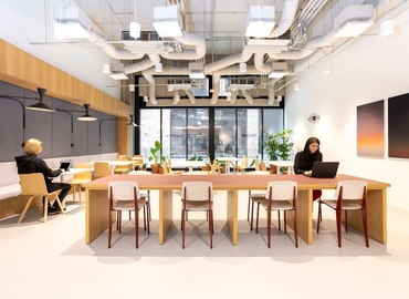 Przestrzeń coworkingową do wynajęcia w Warszawa Praga-Południe