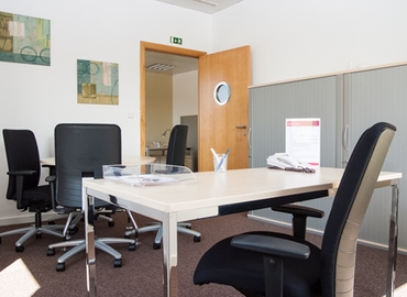 25 m² Shared workspace  in Lisbon, Centro Empresarial Torres de Lisboa (1600-209) - 0 | MatchOffice.com