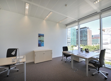 75 m² Shared workspace  in Lisbon, Edifício Mar Vermelho (1998-028) - 3 | MatchOffice