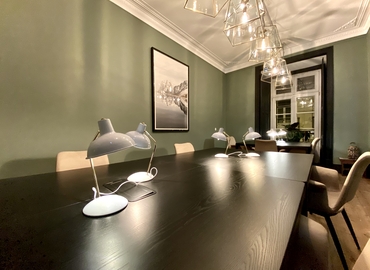 35 m² Shared workspace  in Lisbon, Praça Luís de Camões 22 (1249-190) - 0 | MatchOffice.com