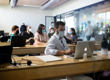 40 m² Business space in Lisbon, Heden Santa Apolonia (1100-651) - 1 | MatchOffice