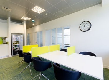 150 m² Meeting room in Porto, Avenida da Liberdade 615 (4710-251) - 4 | MatchOffice