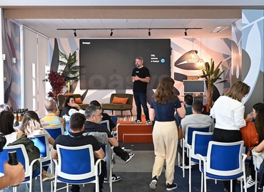 600 m² Coworking space  in Lisbon, Avenida Dom João II 2 (1990-096) - 1 | MatchOffice