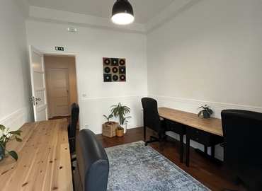 Office Av. António Augusto de Aguiar 1050-012 Lisbon