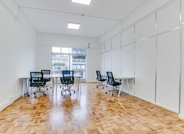 Office Rua Castilho 14C 1250-069 Lisbon
