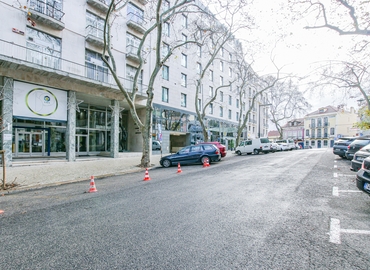 Office Rua Castilho 14C 1250-069 Lisbon