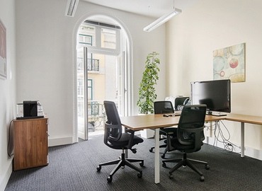 40 m² Business park building up for rent in Lisbon, Rua Ivens 42 (1200-445) - 1 | MatchOffice