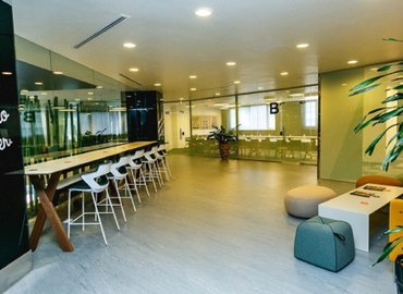 50 m² Business center in Doha, Al Ashat Street (%[postal_code]) - 2 | MatchOffice.com