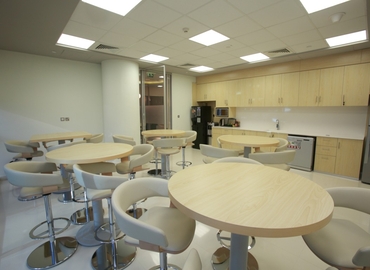 150 m² Serviced office in Doha, 7th & 8th Floors (%[postal_code]) - 1 | MatchOffice