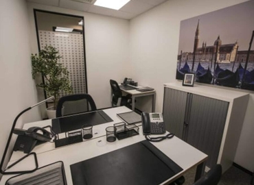 90 m² Business center place for rent in Doha, Qanat Quartie (%[postal_code]) - 7 | MatchOffice