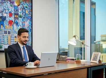 Office Tornado Tower   Doha