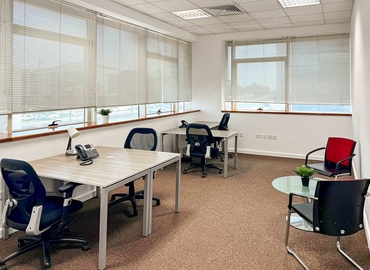10 m² Coworking space  in West bay, D Ring Road (%[postal_code]) - 13 | MatchOffice.com