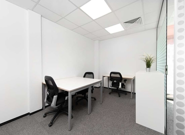 10 m² Serviced office in West bay, Units 96-102 Piazza Level (%[postal_code]) - 5 | MatchOffice