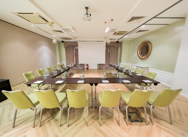 118 m² Conference room in Bucharest, Bulevardul Iancu de Hunedoara 54 (011745) - 1 | MatchOffice.com