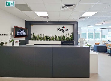 10 m² Shared workspace  in Bucharest, 3-5 Piata Presei Libere (013702) - 1 | MatchOffice.com