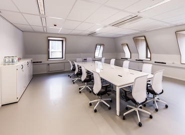 45 m² Business center place available to rent in Bucharest, 15 Charles de Gaulle Square (011886) - 5 | MatchOffice.com