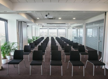 15 m² Meeting room in Belgrade, Bulevar Mihaila Pupina 6 (11070) - 4 | MatchOffice.com