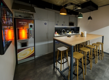 1700 m² Coworking space  in Belgrade, Đorđa Stanojevića 12 (11070) - 9 | MatchOffice.com