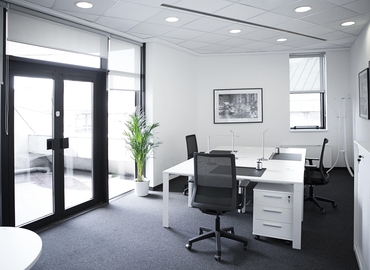 100 m² Shared office  in Belgrade, Kneza Mihaila 30 (11000) - 3 | MatchOffice.com
