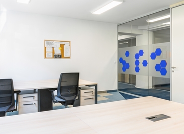 550 m² Serviced office in Belgrade, Bulevar Mihajla Pupina 115 (11070) - 4 | MatchOffice.com