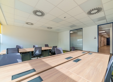 Office Omladinskih brigada 90v 11000 Belgrade