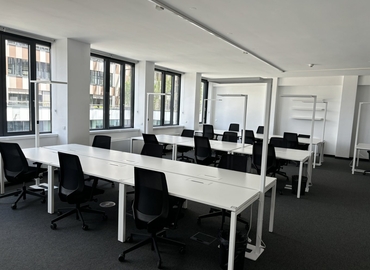 Office Bulevar Milutina Milankovića 3v 11070 Belgrade