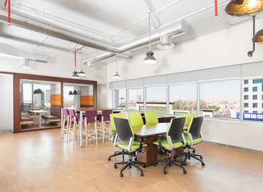 100 m² Shared workspace  in Riyadh, King Fahd Branch Road (12584) - 2 | MatchOffice.com