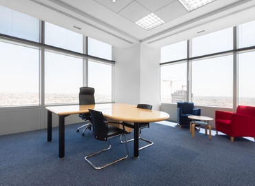 100 m² Business park place for rent in Riyadh, 28th Floor (11321) - 1 | MatchOffice