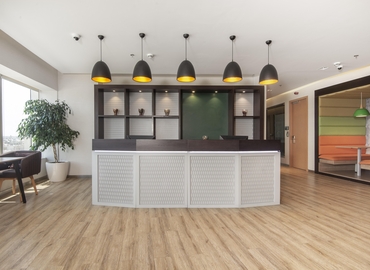 100 m² Business park place up for rent in Riyadh, King Fahed Road (11564) - 1 | MatchOffice.com