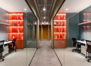 1800 m² Coworking  in Riyadh, King Abdul Aziz Branch Road 6627 (12432) - 5 | MatchOffice.com