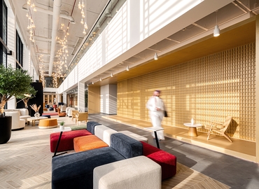 1800 m² Co-working  in Riyadh, King Abdul Aziz Branch Road 6627 (12432) - 6 | MatchOffice.com