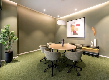 1800 m² Shared office  in Riyadh, King Abdul Aziz Branch Road 6627 (12432) - 8 | MatchOffice.com