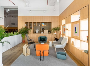 10 m² Business space in AlAqeeq, Airport Road 1st Floor (13412) - 0 | MatchOffice.com