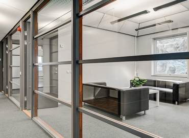 Företagshotell(Yta:318 m²) att hyra i Vikdalsgränd 10B, 131 52 Nacka. Bra läge | MatchOffice.se