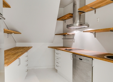 Affärscentrum(Yta:318 m²) för uthyrning i Vikdalsgränd 10B, 131 52 Nacka. Inga extra avgifter | MatchOffice.se