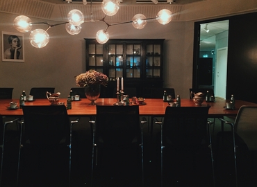 Coworking spaces(Yta:100 m²) för uthyrning i Grev Turegatan 3, 114 46 Östermalm. WiFi-anslutning ingår | MatchOffice.se