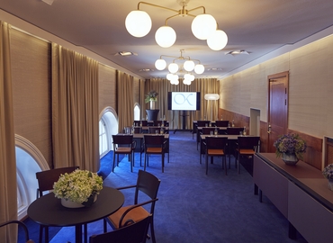 Mötesrum(Yta:480 m²) för uthyrning i Operakällaren, Karl XII:s Torg, 111 47 Norrmalm. Inga extra avgifter | MatchOffice.se