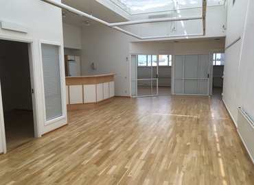 380 m² Business center place for rent in Askim-Frolunda-Hogsbo, Beatrice Lesslies gata 3 (421 31) - 0 | MatchOffice.com