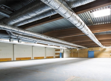 Lager(Yta:4305 m²) att hyra i Kanalvägen 5B, 194 61 Upplands Väsby. Inga extra avgifter | MatchOffice.se