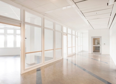 Kontorsrum(Yta:398 m²)	att hyra i Spånga, Fagerstagatan 18 B, 163 53 Kista. WiFi-anslutning ingår | MatchOffice.se