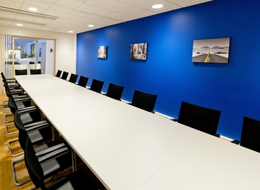 Konferensrum(Yta:20 m²) att hyra i Svetsarvägen 15, 171 41 Solna. WiFi-anslutning ingår | MatchOffice.se