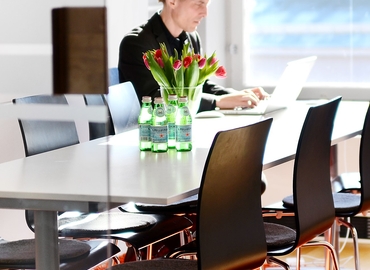 Flexibel arbetsplats(Yta:30 m²) att hyra i Gustavslundsvägen 143, 167 51 Bromma. Tillgång 24/7 | MatchOffice.se