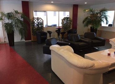 Kontorshotell(Yta:40 m²) att hyra i Månskärsvägen 10B, 141 75 Huddinge. Fullt utbud av faciliteter | MatchOffice.se